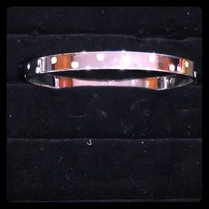 Bangle bracelet